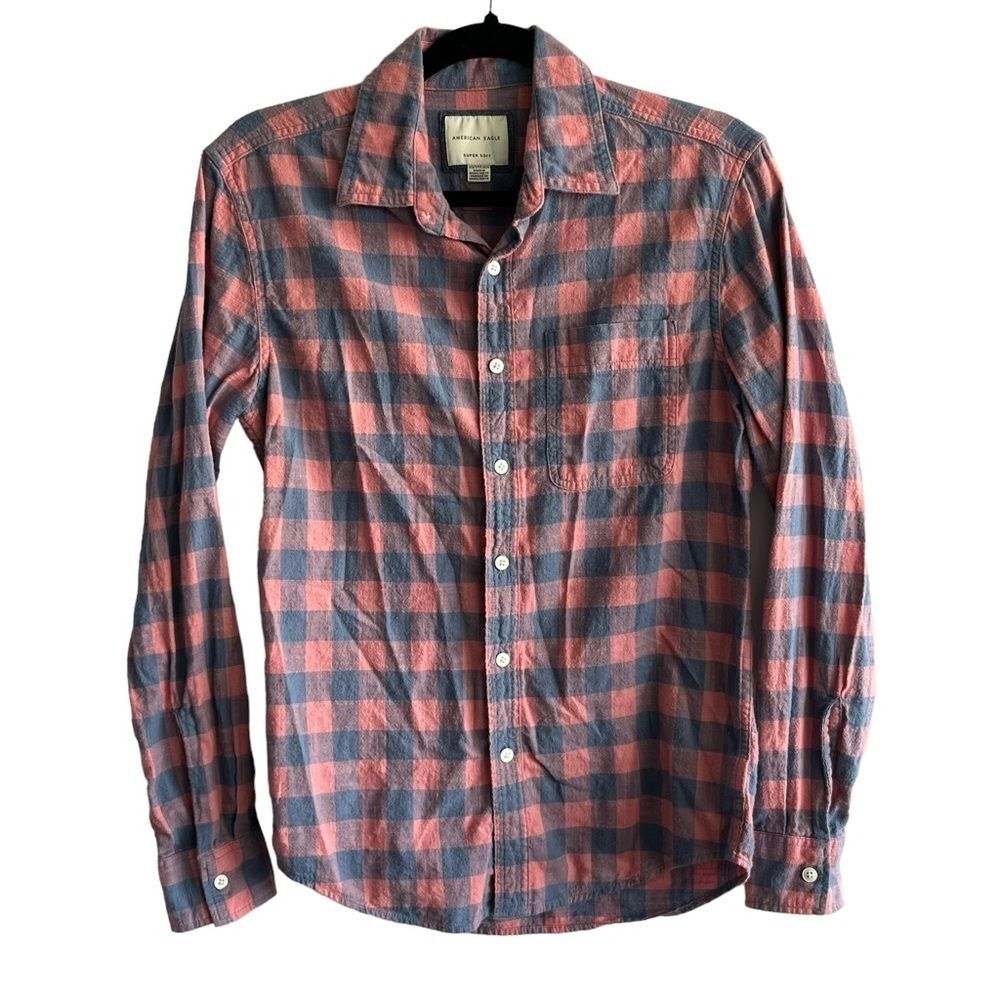American Eagle Pink & Blue Plaid Button Down Shirt
